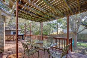 San Antonio Abode with Spacious Backyard and Deck